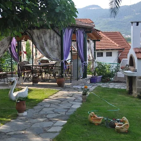 Apartment Studios Ifigenia *