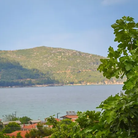 Apartment Studios Ifigenia *