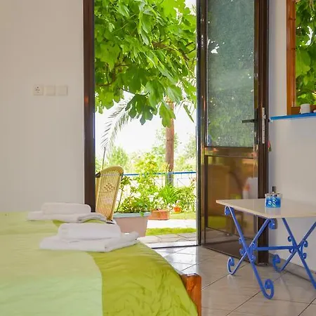 Studios Ifigenia