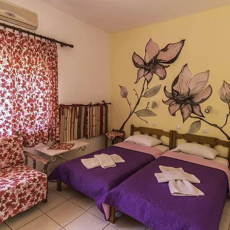 Apartment Studios Ifigenia *